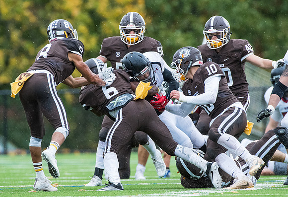 hc16_football_db_4642