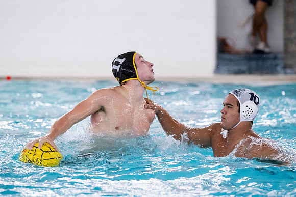 waterpolo_2022-10-07_varsitya1_dburns_5851