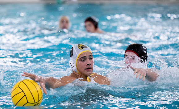 waterpolo_2022-10-07_varsityb_dburns_6693