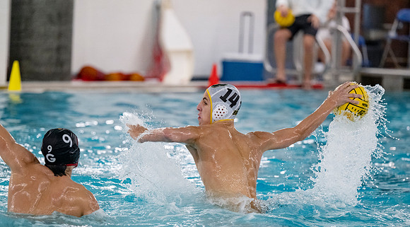 waterpolo_2022-10-07_varsityb_dburns_6822