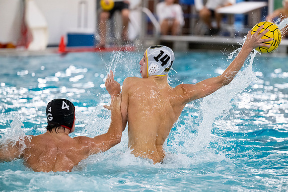 waterpolo_2022-10-07_varsityb_dburns_6900