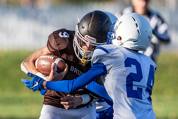 football_ms_brown_2022-10-20_dburns_2366