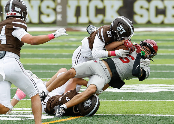 hc25_football_fg1_2218