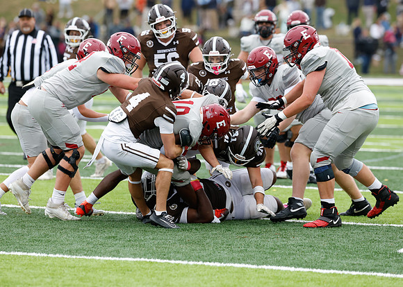 hc25_football_fg1_2147