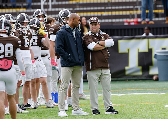 hc25_football_fg1_1855