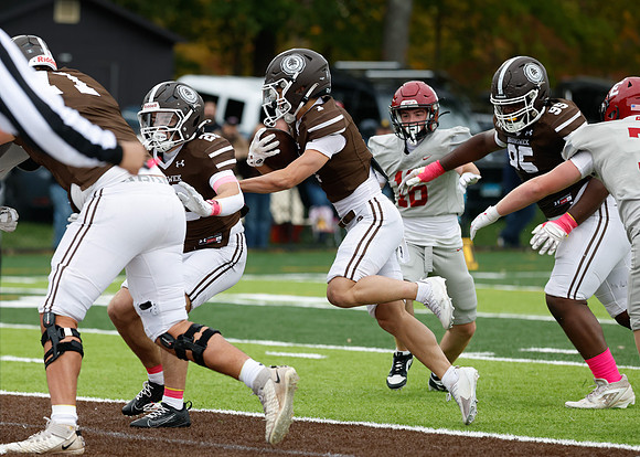 hc25_football_fg2_1854