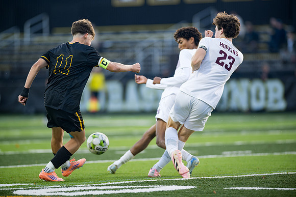 hc25_soccer_ah_0032