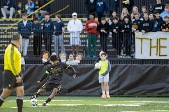 hc25_soccer_ah_0019