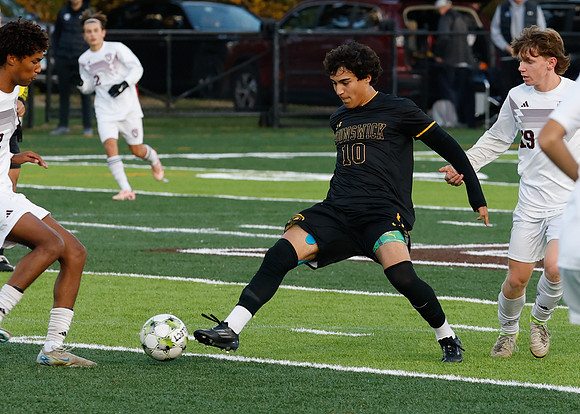 hc25_soccer_fg1_3680
