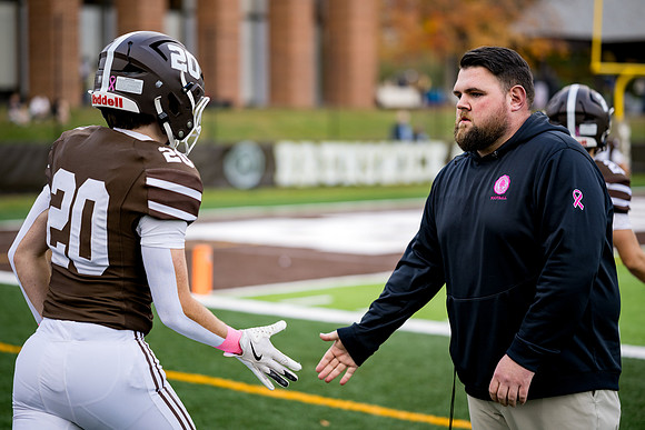 hc25_football_ah_0002