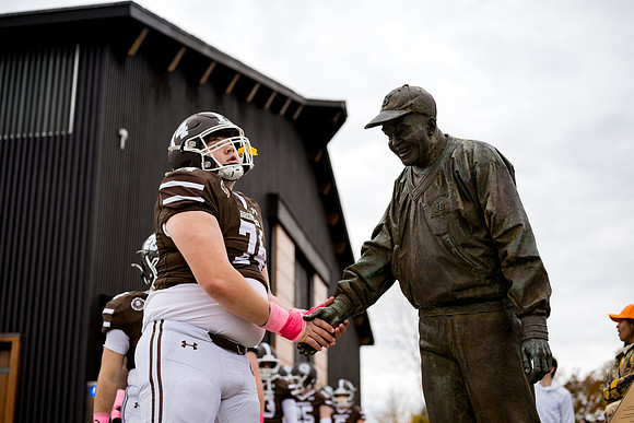hc25_football_ah_0060