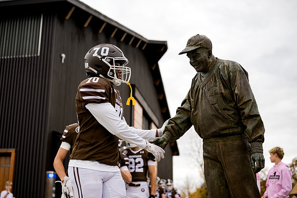 hc25_football_ah_0077