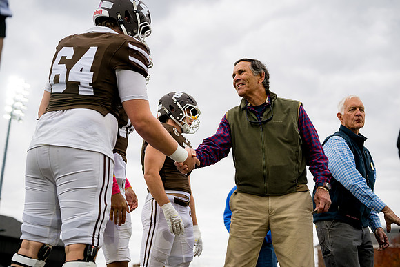 hc25_football_ah_0120