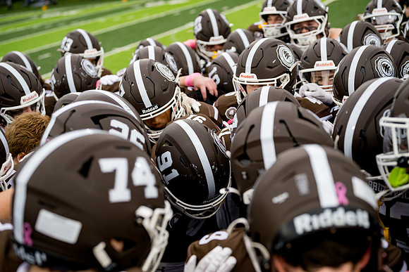 hc25_football_ah_0140
