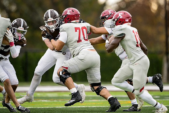 hc25_football_ah_0151