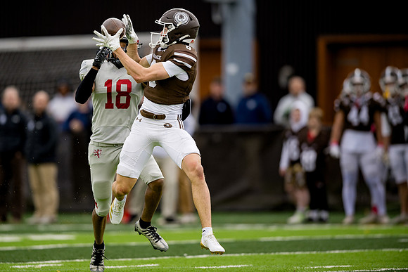 hc25_football_ah_0176