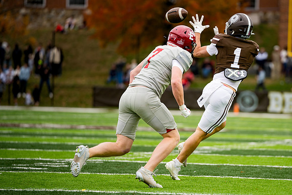 hc25_football_ah_0269