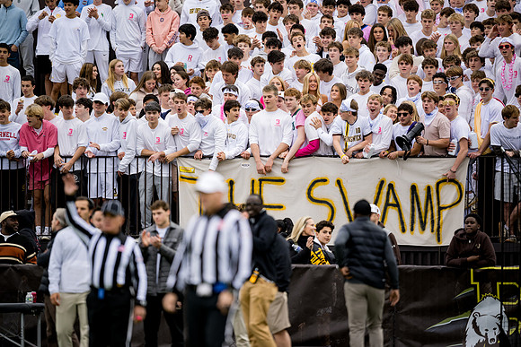 hc25_football_ah_0309
