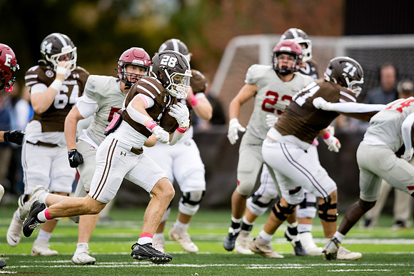 hc25_football_ah_0317