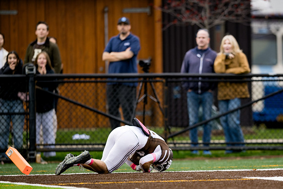 hc25_football_ah_0319