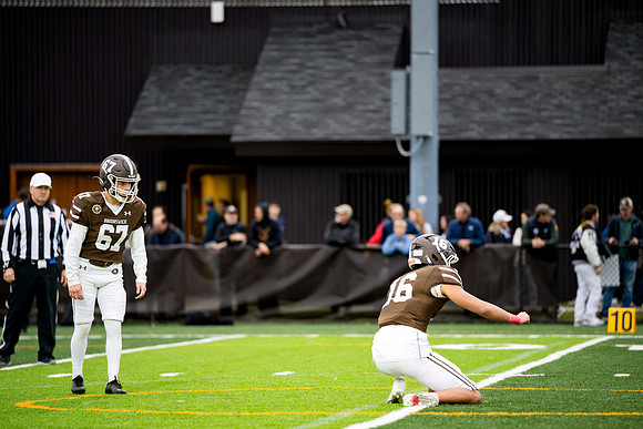 hc25_football_ah_0337