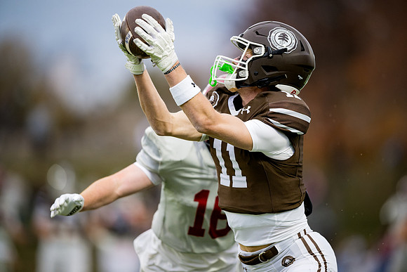 hc25_football_ah_0421