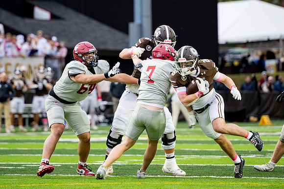 hc25_football_ah_0426