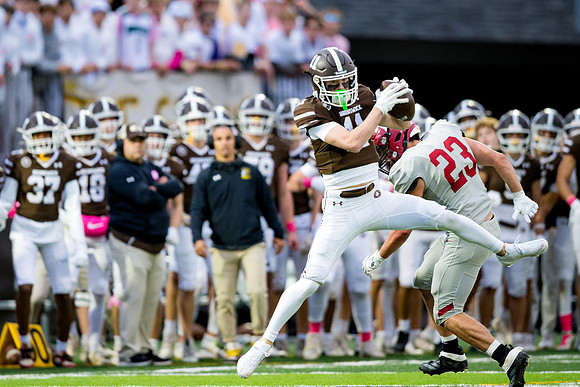 hc25_football_ah_0460