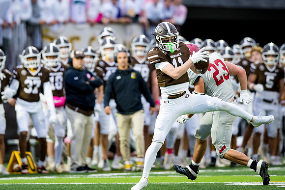 hc25_football_ah_0461