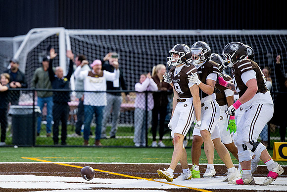 hc25_football_ah_0473
