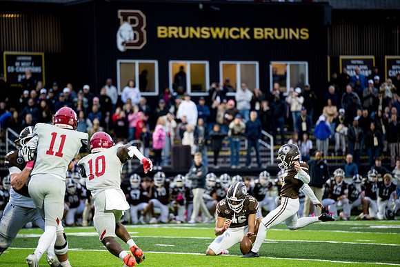 hc25_football_ah_0479