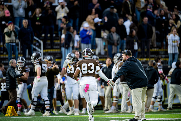 hc25_football_ah_0512