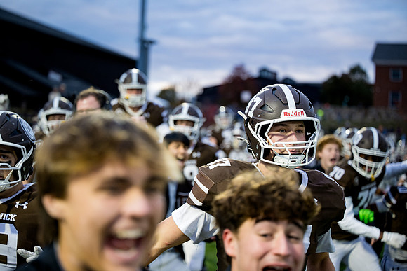 hc25_football_ah_0517