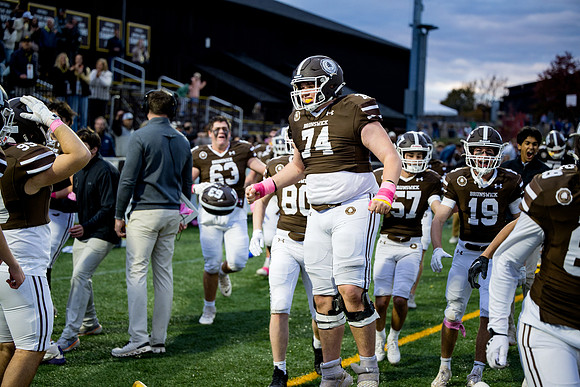 hc25_football_ah_0528