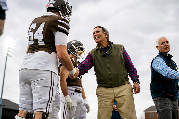 hc25_football_ah_0122