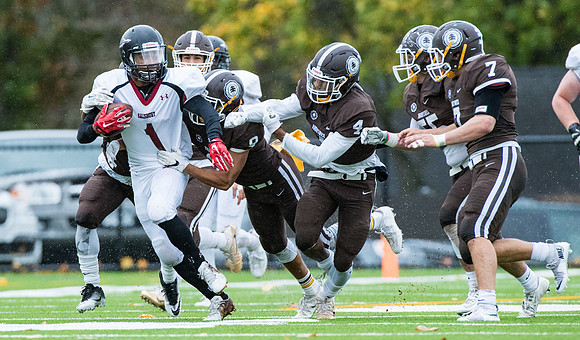 hc16_football_db_4625