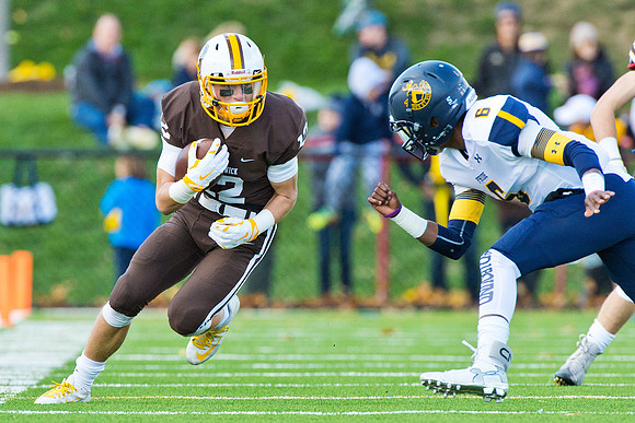 hc15_football_dburns_0869