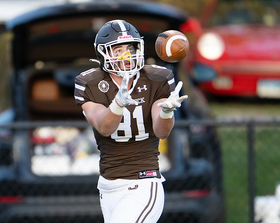 football_2022-11-05_dburns1_7610