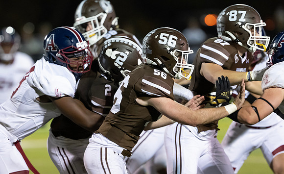 football_2022-11-05_dburns1_8037