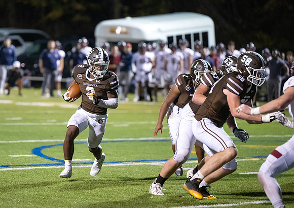 football_2022-11-05_dburns2_0600