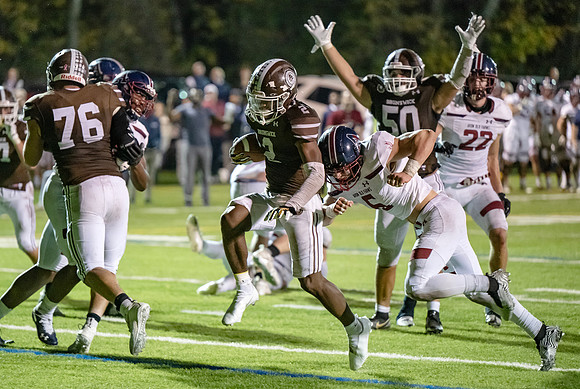 football_2022-11-05_dburns2_0659
