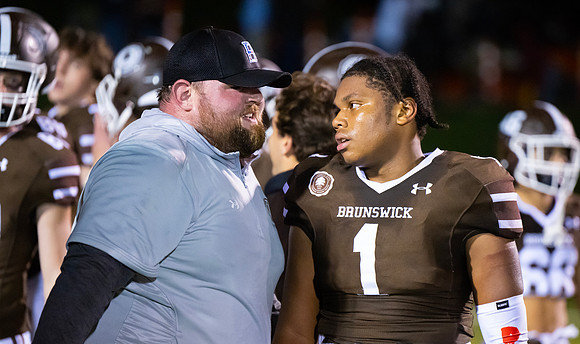 football_2022-11-05_dburns2_0755
