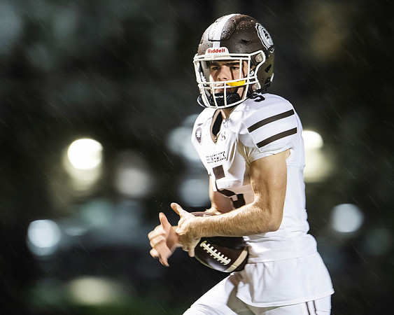 football_2022-11-11_dburns_9336