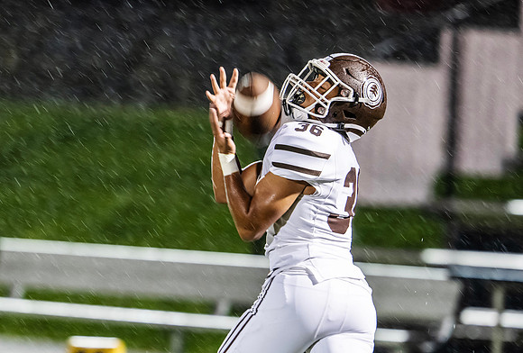 football_2022-11-11_dburns_9401