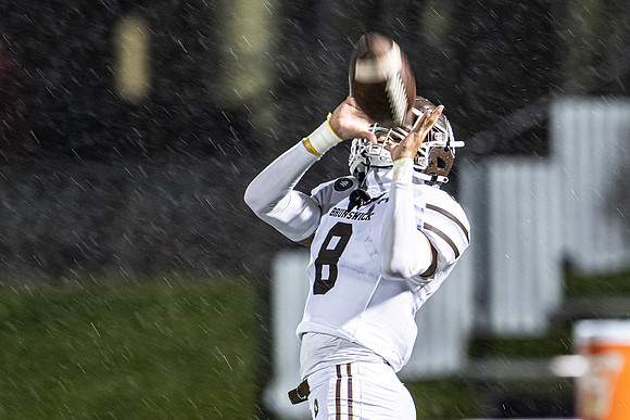 football_2022-11-11_dburns_9408