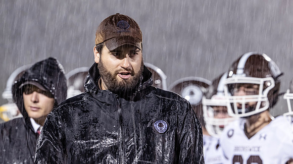 football_2022-11-11_dburns_9579