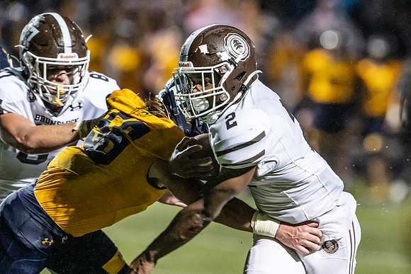 football_2022-11-11_dburns_0283