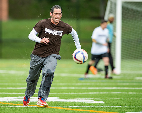 hc18_alumni_soccer_dburns_4969