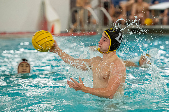 waterpolo_2021-10-09_varsitya_dburns_4536