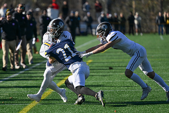 football_nepsac22_dburns2_2831